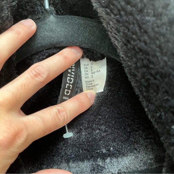 H&M Fall Winter Faux Suede Biker Jacket sz 2 - Picture 3 of 4